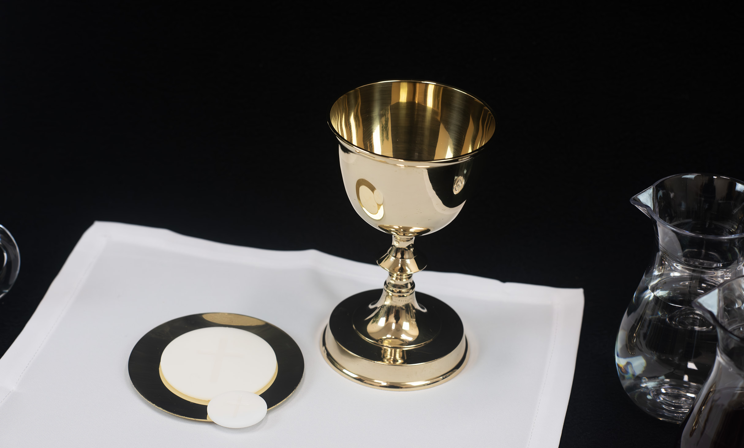 Mass in Detail - Photo 3